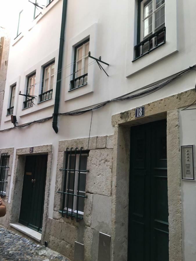 Ferienwohnung Alfama Chic Penabuquel3 Lissabon Exterior foto